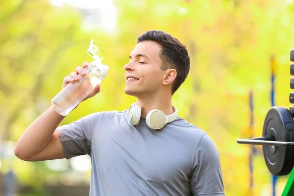 Sporty Young Man Drinking Water Sport Ground — Stock Photo, Image