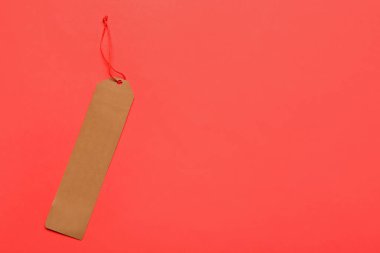 Renk arkaplanındaki boş etiket