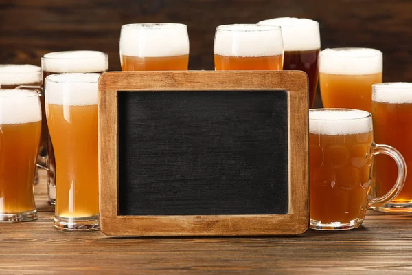 Glasses Cold Beer Blank Chalkboard Table Oktoberfest Celebration — Stock Photo, Image