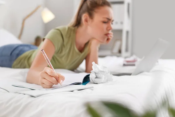 Female Student Preparing Exam Home — Stock Photo, Image