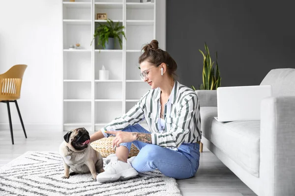 Young Woman Cute Pug Dog Sitting Floor Home — Stock Photo, Image