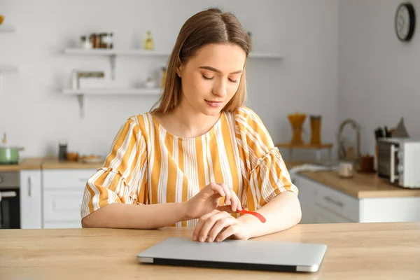 Young Woman Applying Medical Patch Home — Stock Photo, Image