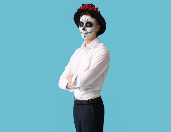 Joven Con Cráneo Pintado Cara Para Día Los Muertos México —  Fotos de Stock