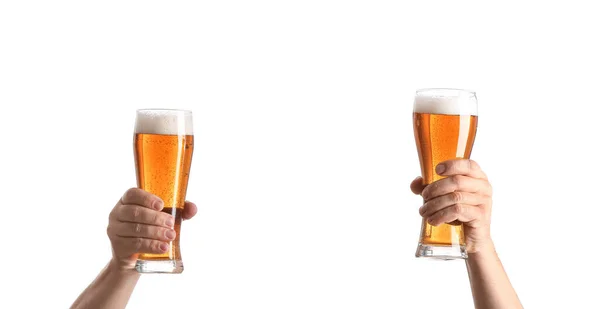 Mani Con Bicchieri Birra Sfondo Bianco — Foto Stock