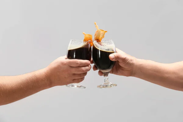 Hands Glasses Beer Grey Background — Stock Photo, Image