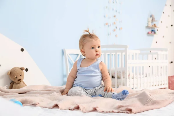 Adorable Baby Girl Bedroom — Stock Photo, Image