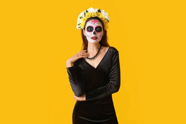 Young Woman Painted Skull Her Face Color Background Celebration Mexico — Stock Photo, Image