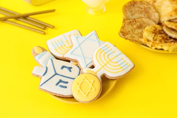 Sabrosas Galletas Para Celebración Hanukkah Fondo Color — Foto de Stock