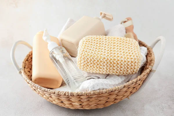 Basket Sponges Bath Accessories Table — Stock Photo, Image