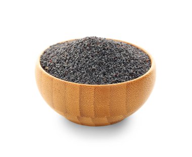 Bir kase haşhaş tohumu beyaza izole edilmiş.