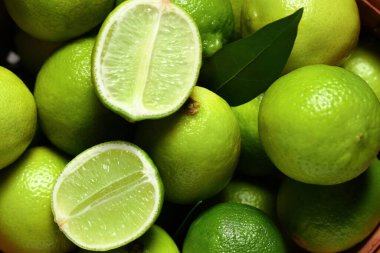 Arkaplan olarak taze limon ve yaprak dokusu