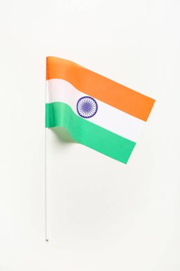 Beyaz arka planda Hindistan bayrağı