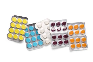 Beyaz arka planda öksürük pastili olan kabarcıklar