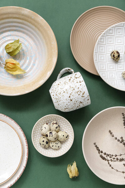 Настройка стола на зеленом фоне