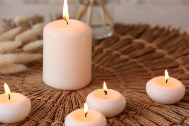 Masada mum yakan mumlar