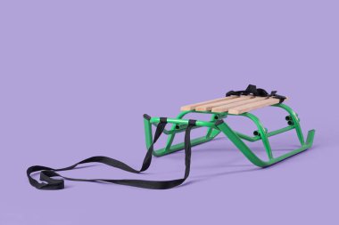 Leylak arkaplanda boş kızak