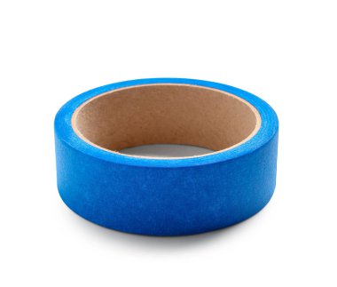 Beyaz arkaplanda mavi maskeleme bandı rulosu