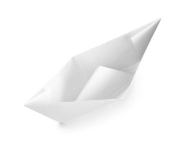 Beyaz arka plan üzerinde Origami tekne