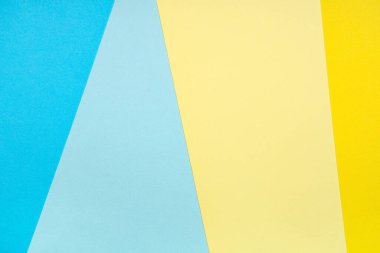 Arkaplan olarak renkli kağıtlar