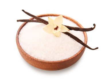 Beyaz arka planda bir kase tatlı vanilya şekeri