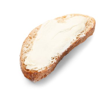 Beyaz arka planda tereyağlı taze ekmek dilimi