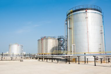 Gaz tankı petrol işleme tesisi