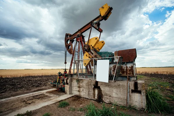 Yakıt Petrol Endüstrisi Yağ Pompası — Stok fotoğraf