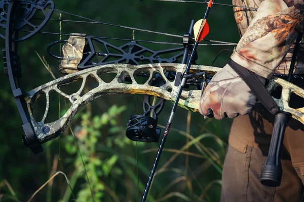 Archery Hunter His Bow Drawn Back Ready Shot — Stock Photo, Image