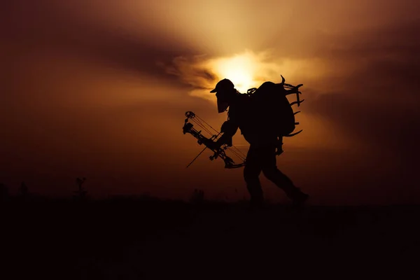 Silhouette Bow Hunter — Stock Photo, Image