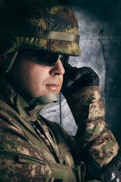 Militaire soldaten — Stockfoto