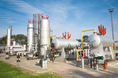 petrol ve gaz işleme tesisi