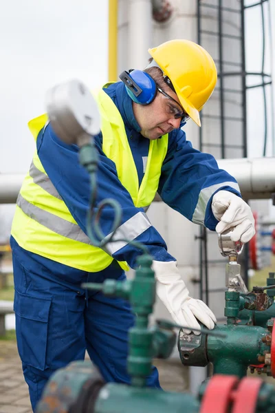 Operatore di produzione di gas — Foto Stock