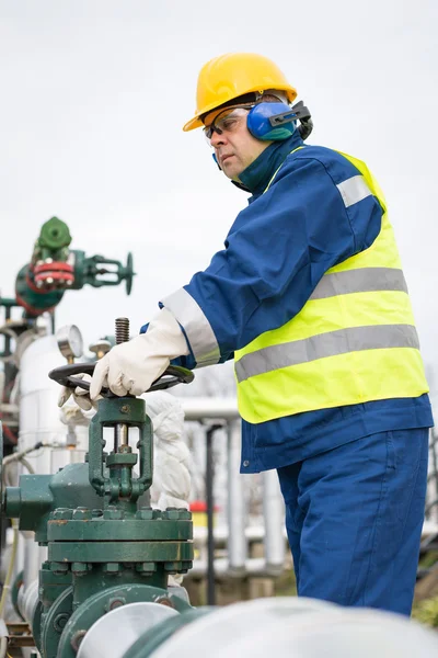 Gas produktion operatör — Stockfoto