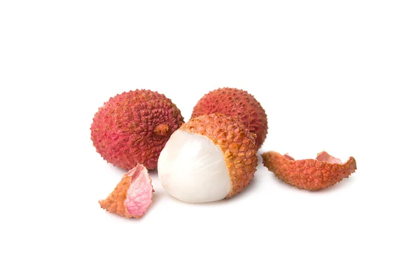 Lychees üzerinde beyaz izole — Stok fotoğraf