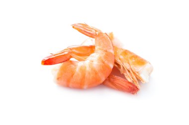 Beyaz arka planda karidesler