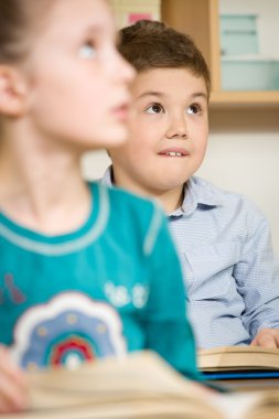 Okuldaki Çocuklar