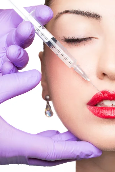 Woman gets cosmetic injection beauty treatment — Stock Photo, Image