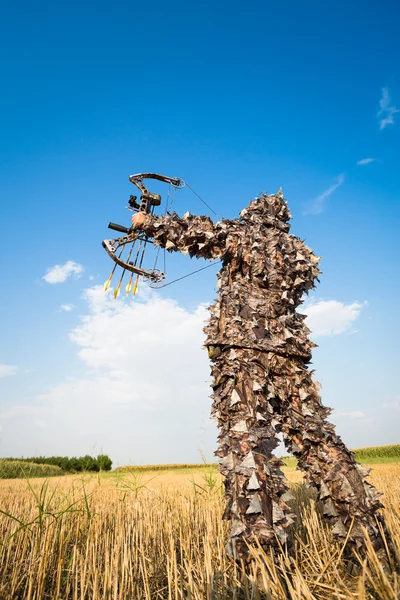 Bow hunter — Stock Photo, Image