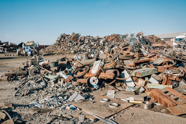Metallskrot redo för återvinning — Stockfoto