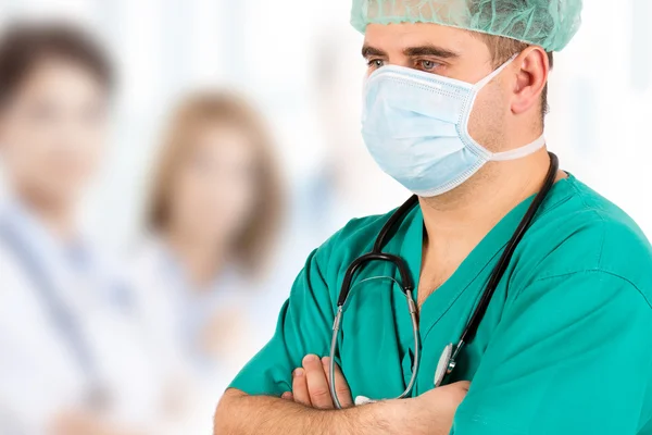 Squadra di chirurgia sul posto di lavoro — Foto Stock
