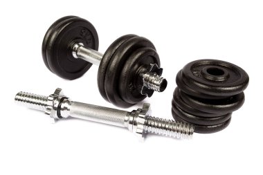 fitness oefening apparatuur halter gewichten op witte achtergrondFitness Egzersiz donanımları halter ağırlık beyaz zemin üzerine