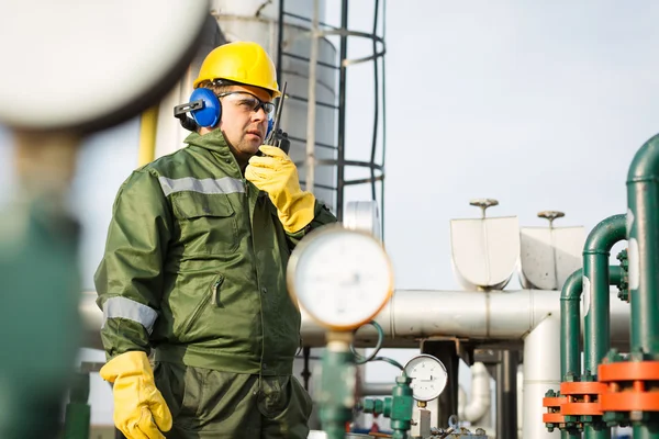 Produzione petrolifera dei lavoratori — Foto Stock