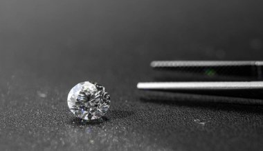 Güzel Diamond Gemstone arka planda, yakın plan