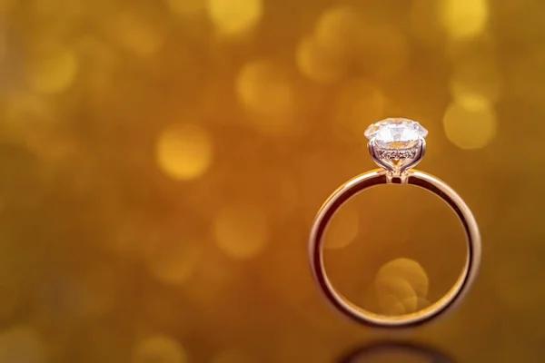 Gros Plan Belle Bague Mariage Avec Diamant — Photo