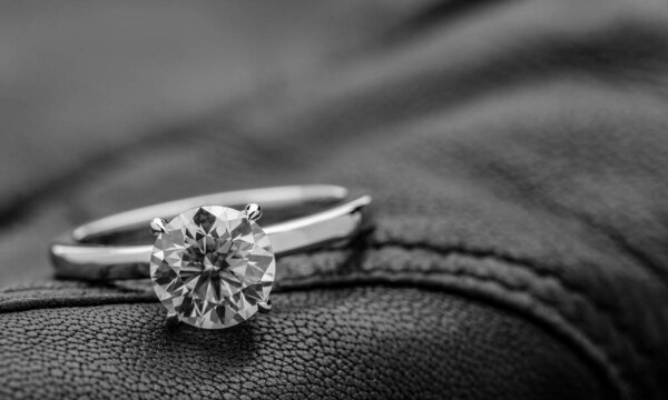 Diamond Engagement Ring. Luxury Precious Ring