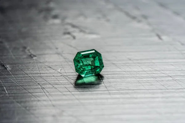 Natuurlijke Emerald Edelsteen Kostbare Losse Steen — Stockfoto