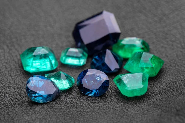 Set Blue Green Natural Gemstone Sapphires — Foto Stock