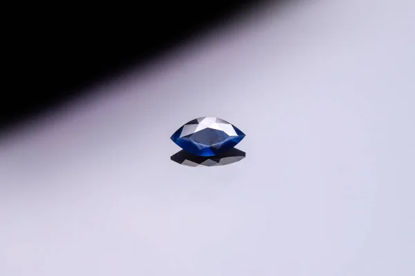 Close Natural Gemstone Sapphire — Fotografia de Stock