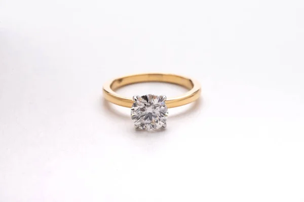 Diamantový Zásnubní Prsten Luxusní Drahocenný Prsten — Stock fotografie