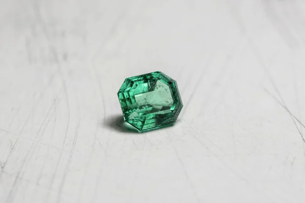 Batu Gemon Emerald Alami Batu Lepas Berharga — Stok Foto